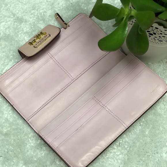 Coach Wallet - Picture 3 of 4